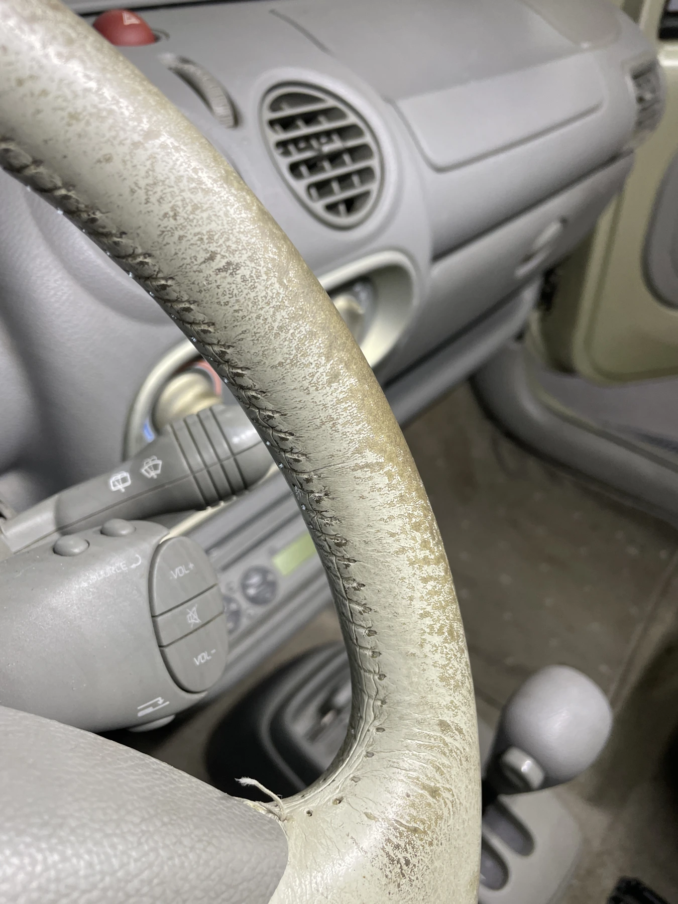 Twingo Initial